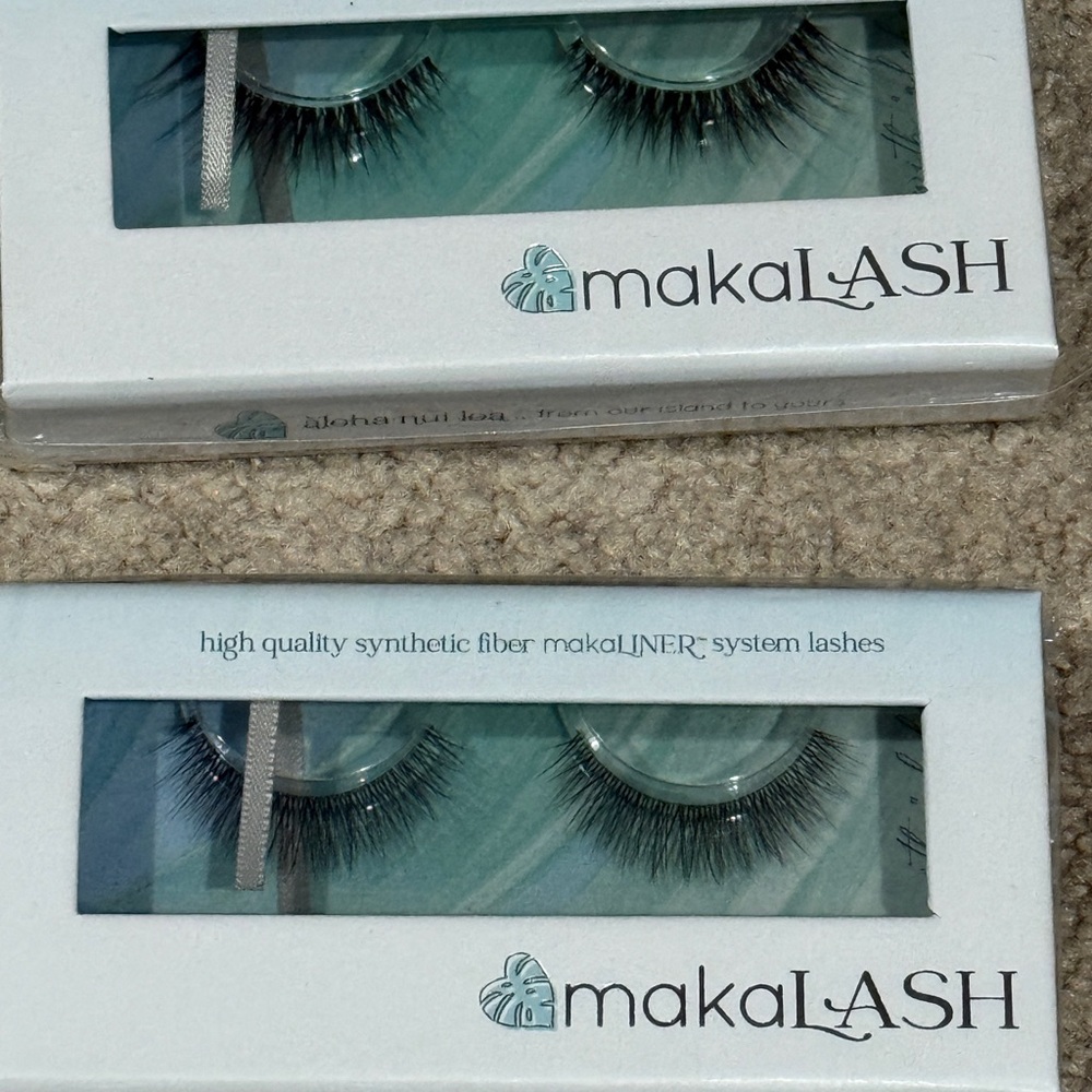 Black Synthetic Fiber Eyelashes